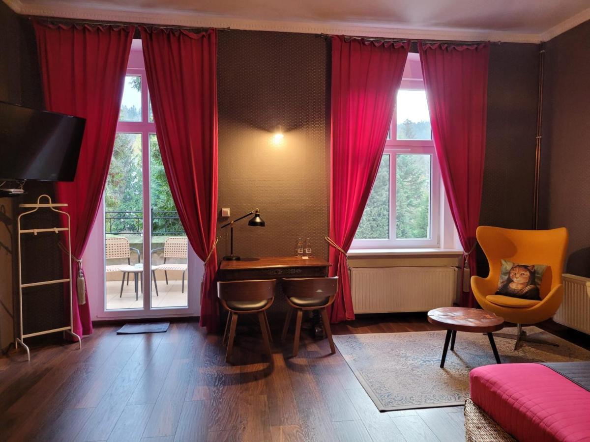 Kot Pocztowy Apartment ดวูโกโปเล-ซาดรอย ภายนอก รูปภาพ