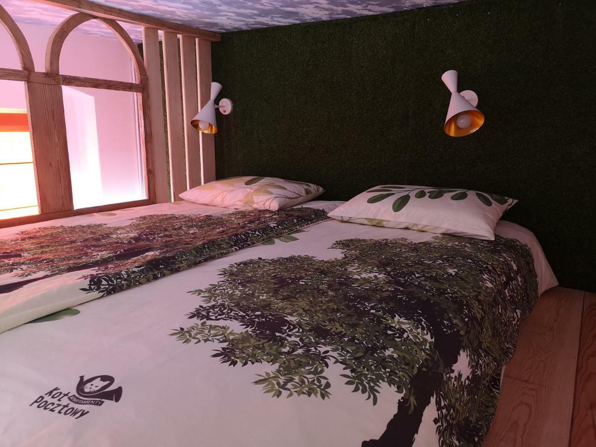 Kot Pocztowy Apartment ดวูโกโปเล-ซาดรอย ภายนอก รูปภาพ