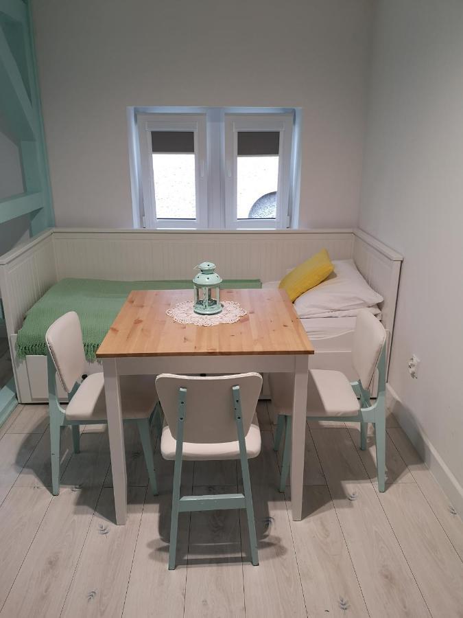 Kot Pocztowy Apartment ดวูโกโปเล-ซาดรอย ภายนอก รูปภาพ